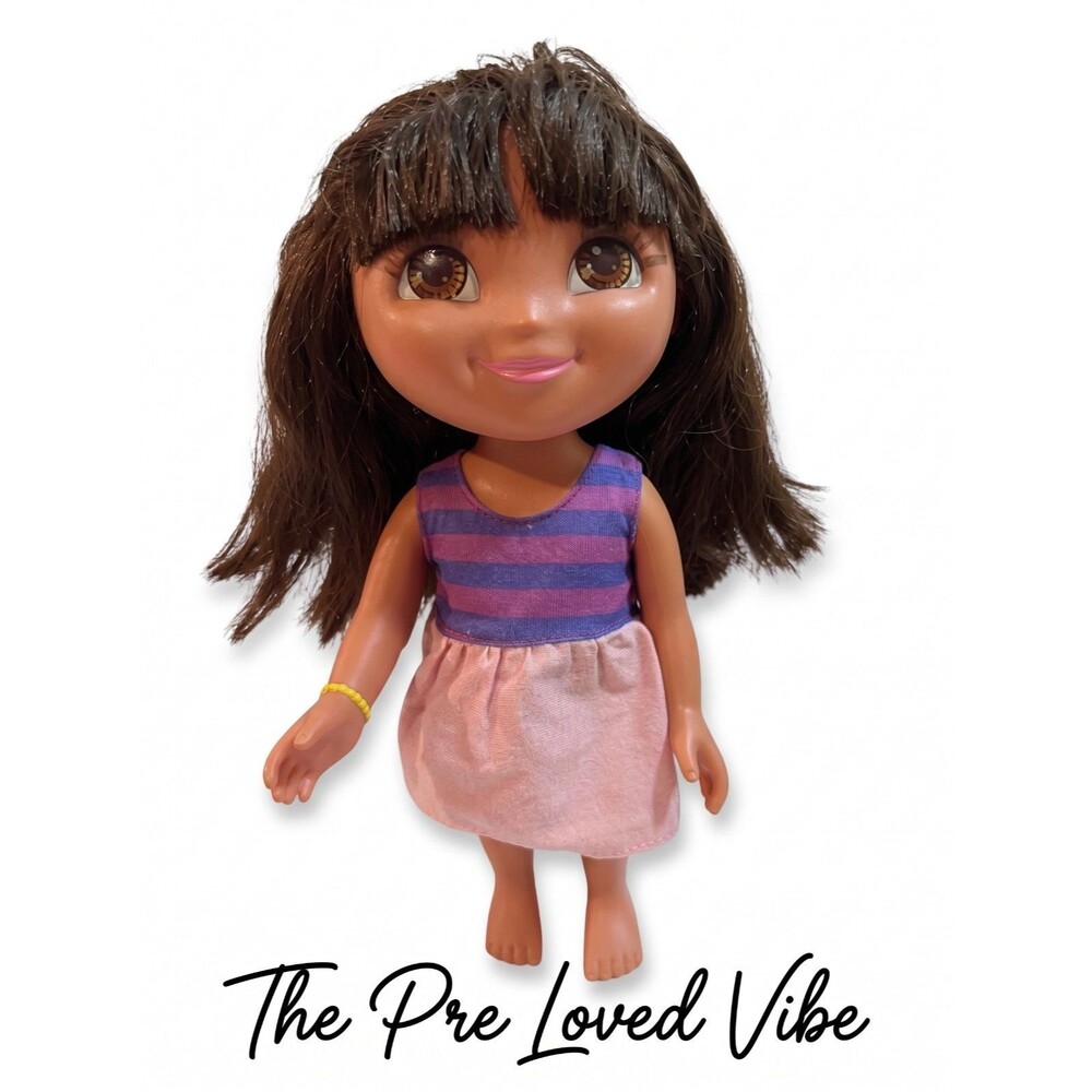 2011 Mattel Dora the Explorer Classic Doll Viacom Nickelodeon 15" USED